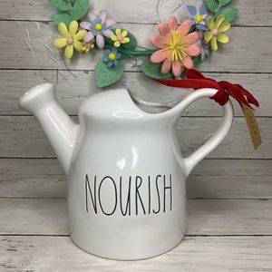🆕 Rae Dunn ceramic “nourish” watering can 🔥